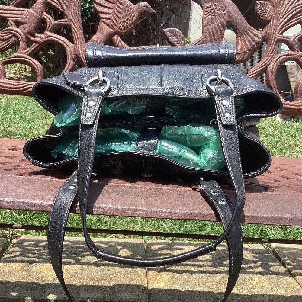 Coach Black Leather Penelope Tote Double Handle Silver Hardware